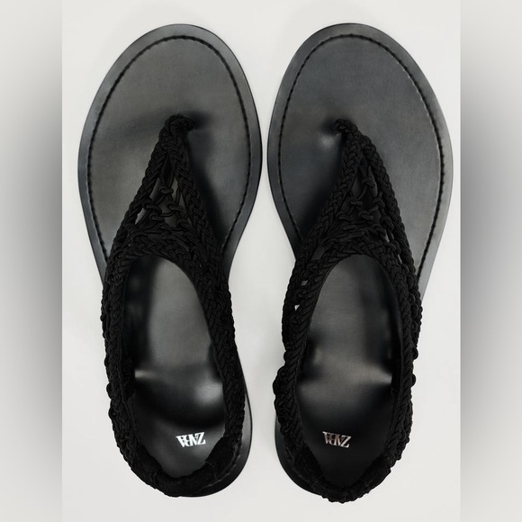 ZARA LOW HEEL SANDALS - Picture 6 of 8